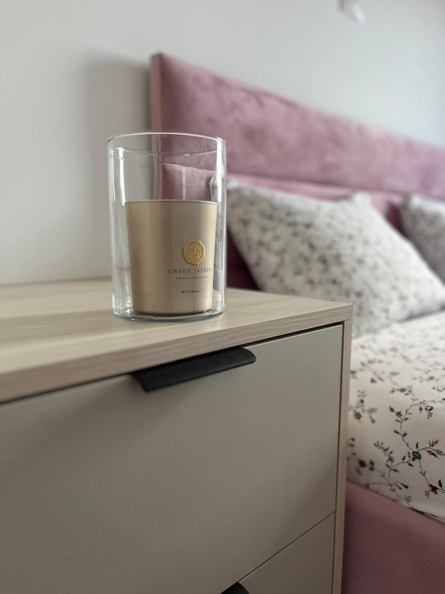 Apartament Nou Neo Tower Σουκεάβα Εξωτερικό φωτογραφία